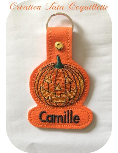 Motif de broderie machine porte clé citrouille en mylar  ITH Motif de broderie machine porte clé citrouille en mylar  ITH