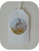 Motif de broderie machine  étiquette  boule de noël cerf  en mylar et en relief  ITH