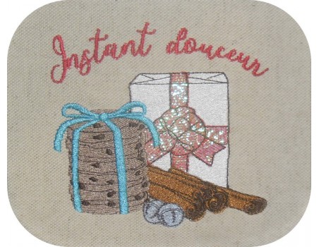 Motif de broderie machine goûter de noël avec cookies et paquet cadeau en mylar