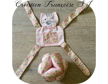 Motif de broderie machine doudou  chat  ITH