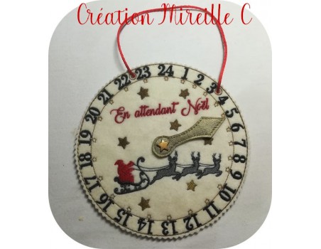 motif de broderie machine horloge en attendant Noël  ITH