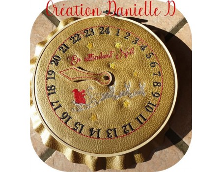 motif de broderie machine horloge en attendant Noël  ITH