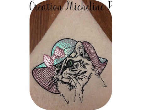 Motif de broderie machine chatte au chapeau