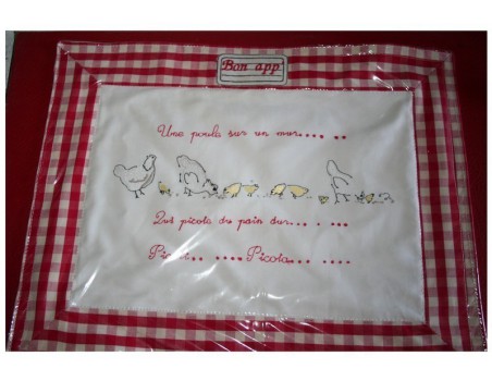 Motif de broderie poule  picoti picota