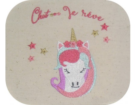 motif de broderie machine  rêve de licorne