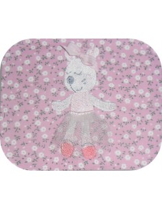 Motif de broderie machine souris  doudou