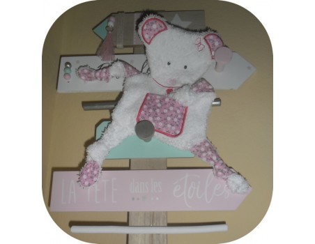 Motif de broderie machine doudou souris ITH