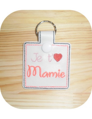 Motif de broderie machine porte clé je t'aime mamie   ITH