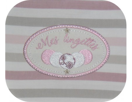 Motif de broderie machine  cadre  mes lingettes