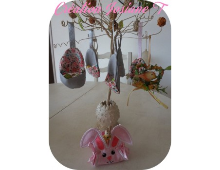 Motif de broderie machine corbeille  lapin  ITH