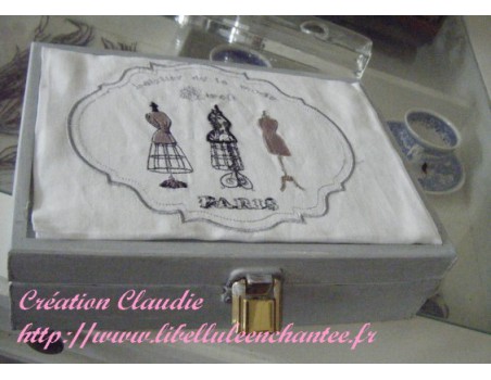 Motif de broderie mannequins  plaque publicitaire