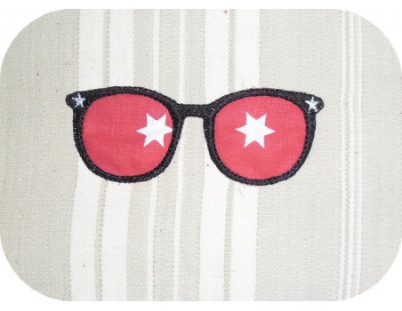 Motif de broderie lunette