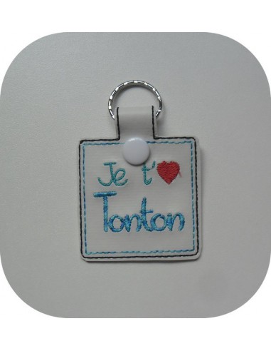 machine embroidery design  I love you grand'ma keychains ith