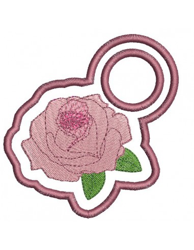 Motif de broderie machine accroche torchon shabby rose  ITH