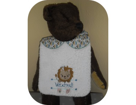Instant downloads machine embroidery design machine  ITH  bib customizable  lion for girl