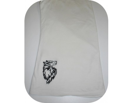 Motif de broderie machine  loup tribal tatoo