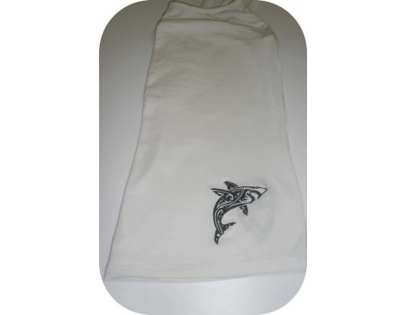 Motif de broderie machine  requin tribal tatoo