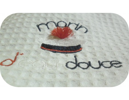 Motif de broderie machine marin d'eau douce avec pompon