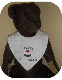 Motif de broderie machine marin d'eau douce avec pompon