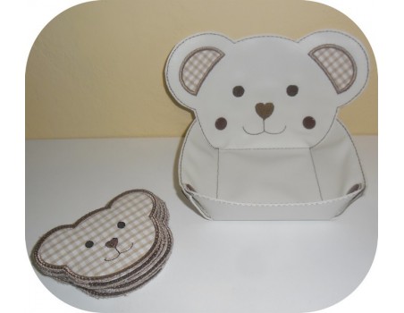 Motif de broderie machine  lingettes tête d'ours  en ITH