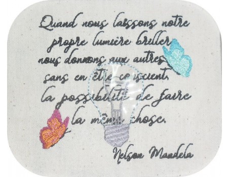 Motif de broderie machine  texte lumière