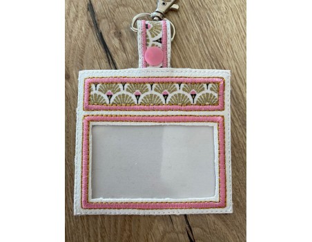 Motif de broderie machine ITH porte cartes