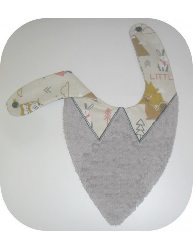 machine embroidery design   bandana bib TH