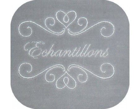 Motif de broderie ornement volute coeur