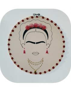 Motif de broderie machine femme mexicaine avec ses bijoux franges et pompons en 3D esprit Frida