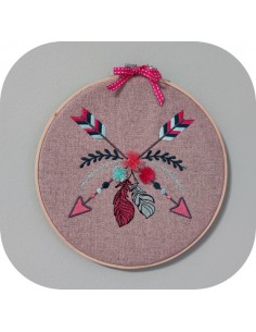 Motif de broderie machine flèches, plumes et pompons franges en 3D  boho