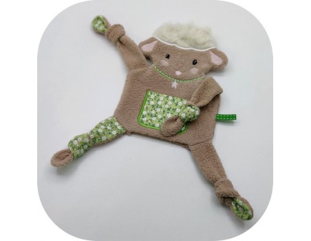 Motif de broderie machine doudou mouton ITH