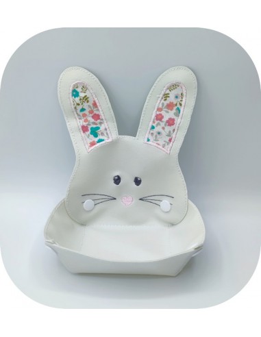 machine embroidery design ith rabbit head box