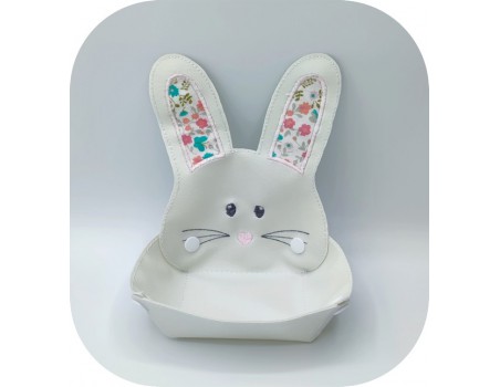 machine embroidery design ith rabbit head box