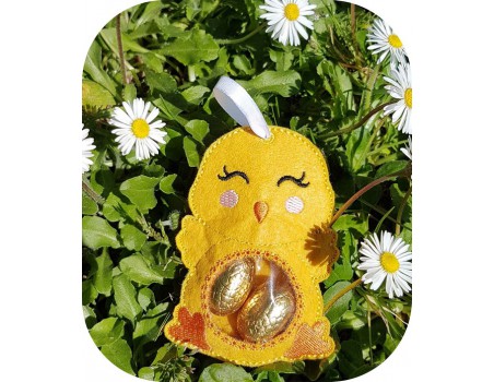 Instant download machine embroidery design candy bag chick ith