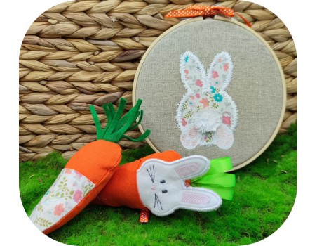 Motif de broderie machine  le lapin de Pâques avec un gros  pompon en 3D