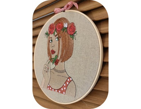 machine embroidery design  rippled woman with roses