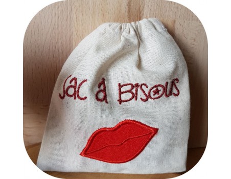 Motif de broderie machine  texte sac à bisous