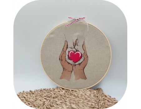 machine embroidery design love hands heart mom