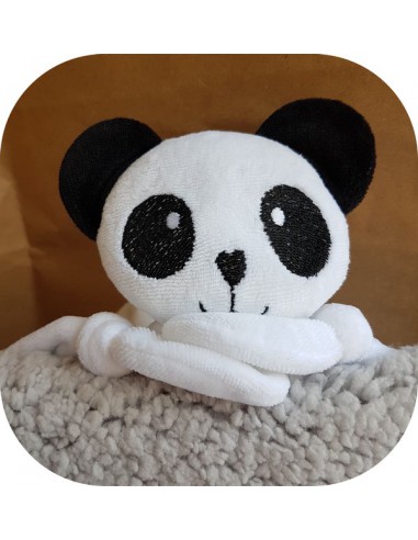 Motif de broderie machine  tête doudou panda ITH