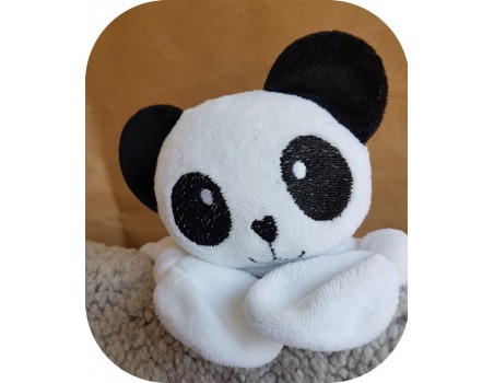 machine embroidery design panda head  ith