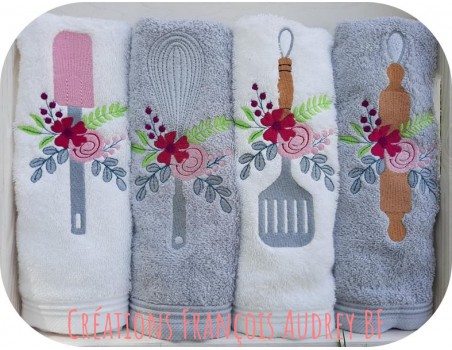 Motif de broderie machine spatule plate fleurie