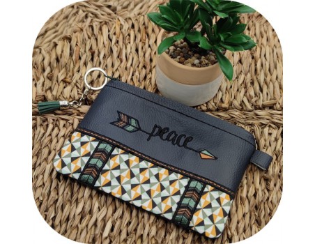 machine embroidery  design pencil case Peace ith