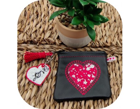 Motif de broderie machine coeur  FSL