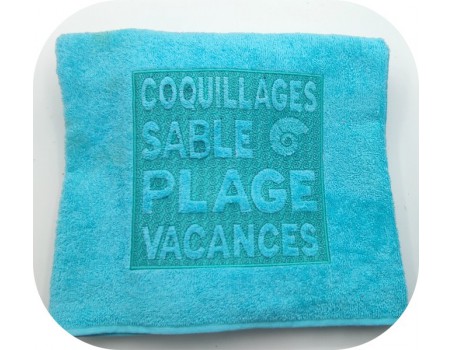 Motif de broderie machine  texte  plage en embossage