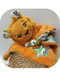 Motif de broderie machine  tête doudou lion ITH