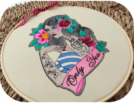 Motif de broderie machine  rockabilly pin up tatoo