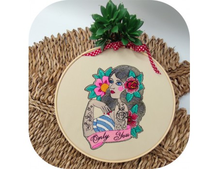 Motif de broderie machine  rockabilly pin up tatoo