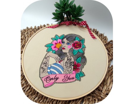 Motif de broderie machine  rockabilly pin up tatoo