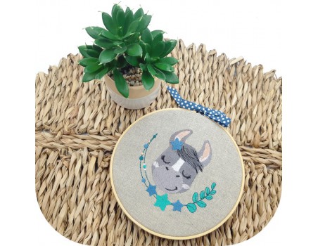 machine embroidery design  sleeping donkey with star