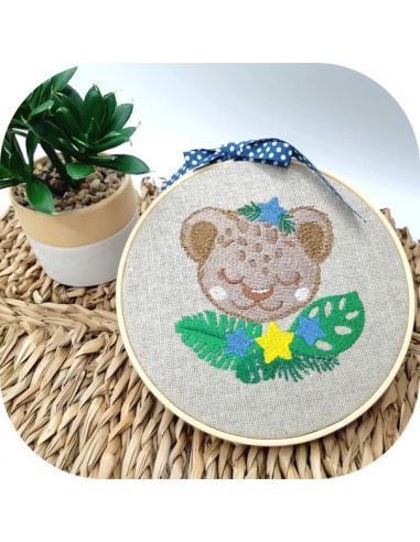 machine embroidery design  sleeping Leopard with star